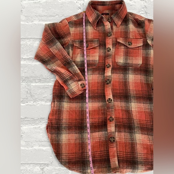 Oversized Long Fit Plaid Shacket - Picture 2 of 4